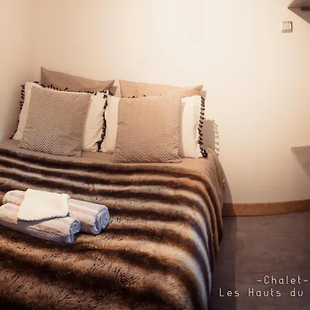 Les Hauts Du Soleil Apartment